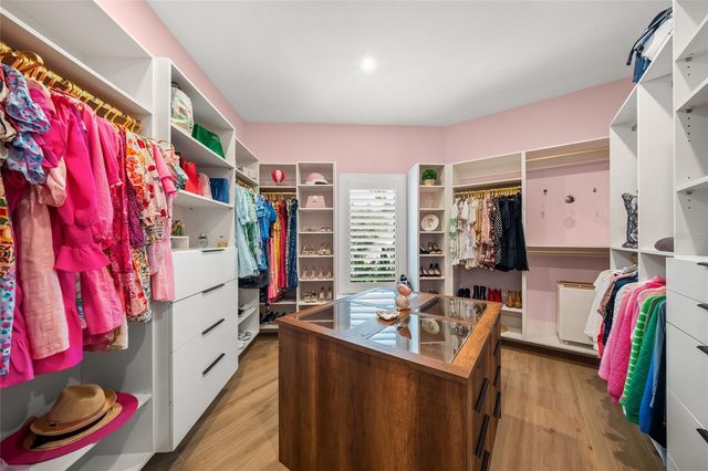 1555 EASTBROOK DRIVE, Sarasota, FL 34231