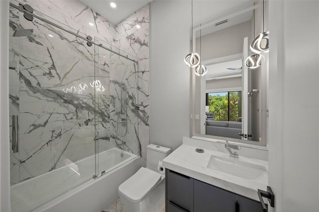 1555 EASTBROOK DRIVE, Sarasota, FL 34231