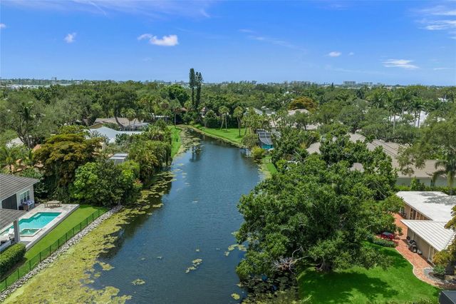 1555 EASTBROOK DRIVE, Sarasota, FL 34231