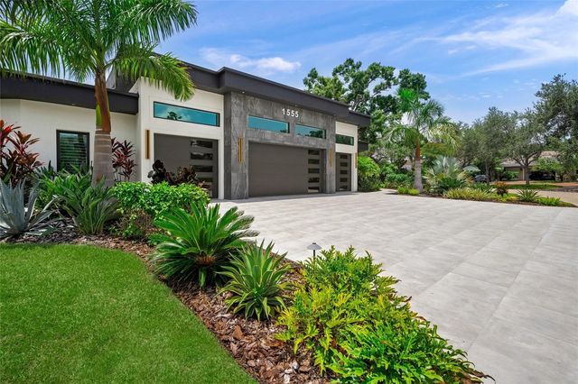 1555 EASTBROOK DRIVE, Sarasota, FL 34231