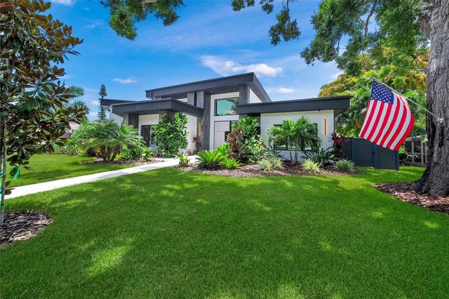 1555 EASTBROOK DRIVE, Sarasota, FL 34231