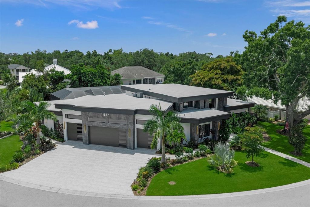 1555 EASTBROOK DRIVE, Sarasota, FL 34231