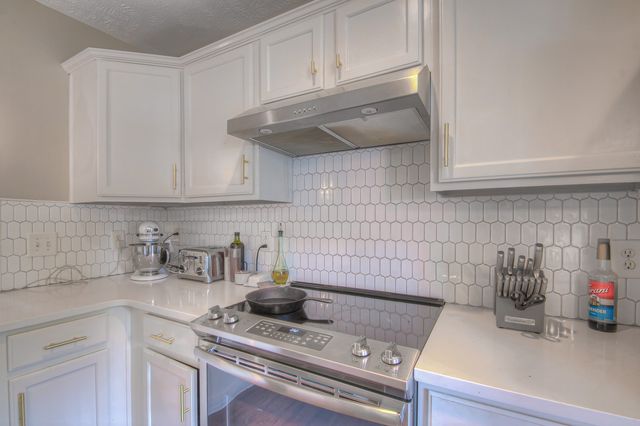111 Cleveland St, Nashville, TN 37207