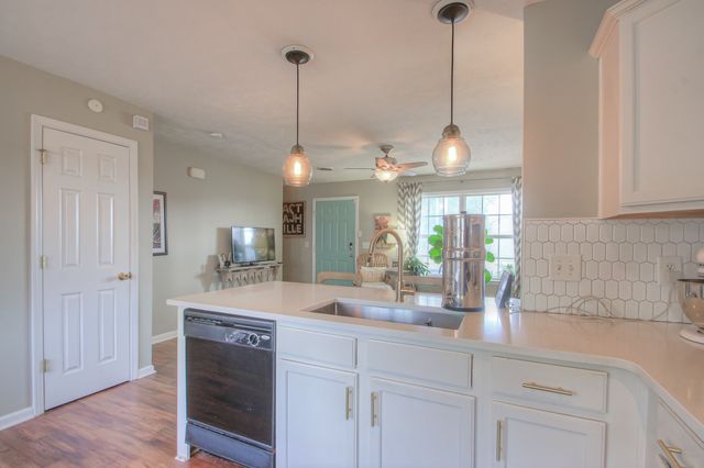 111 Cleveland St, Nashville, TN 37207