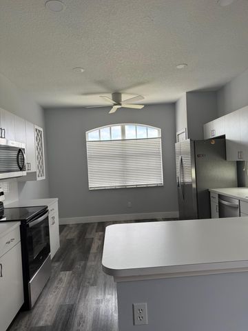 822 NW Sorrento Lane, Port St. Lucie, Port St Lucie, FL 34986