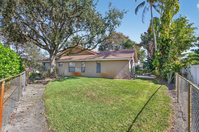 274 NW 107th Avenue, Coral Springs, FL 33071