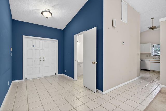 274 NW 107th Avenue, Coral Springs, FL 33071