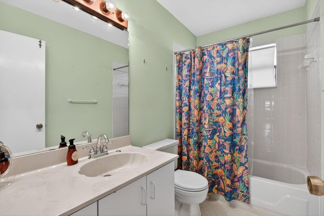 274 NW 107th Avenue, Coral Springs, FL 33071