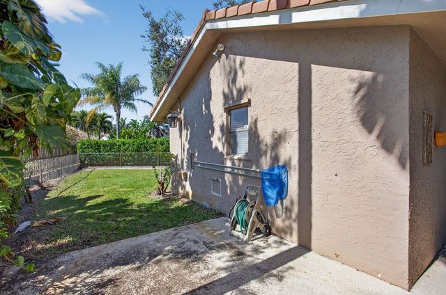 274 NW 107th Avenue, Coral Springs, FL 33071