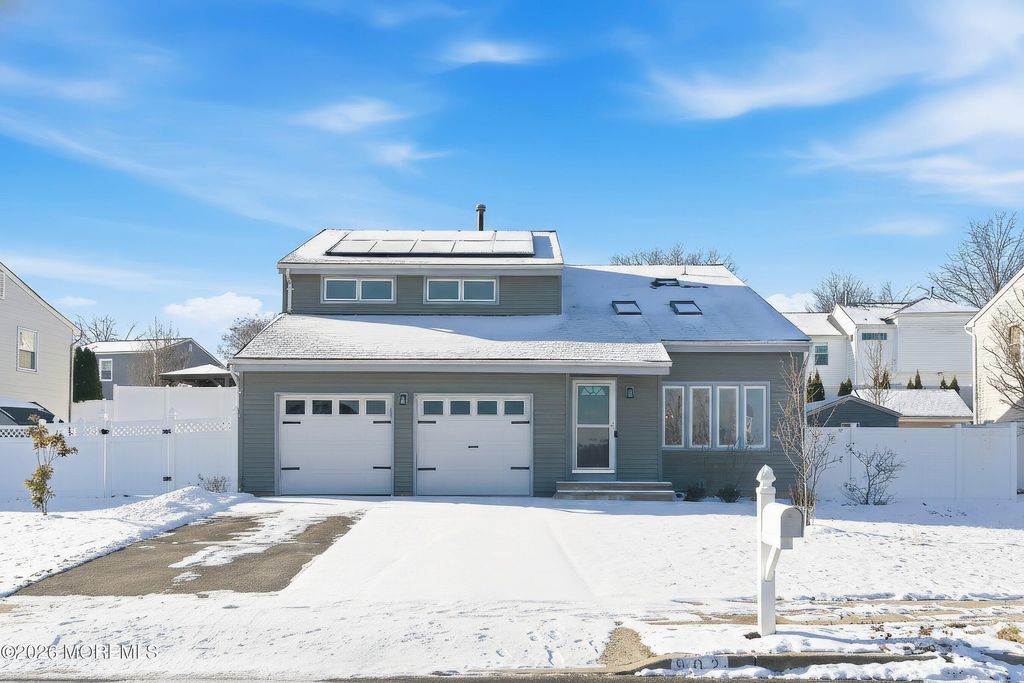 902 Pioneer Drive, Brick, NJ 08724