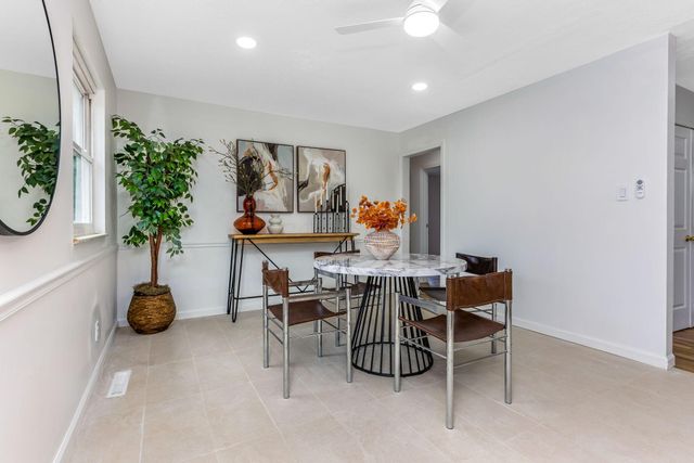 3747 Christie Road W, Columbus, OH 43207