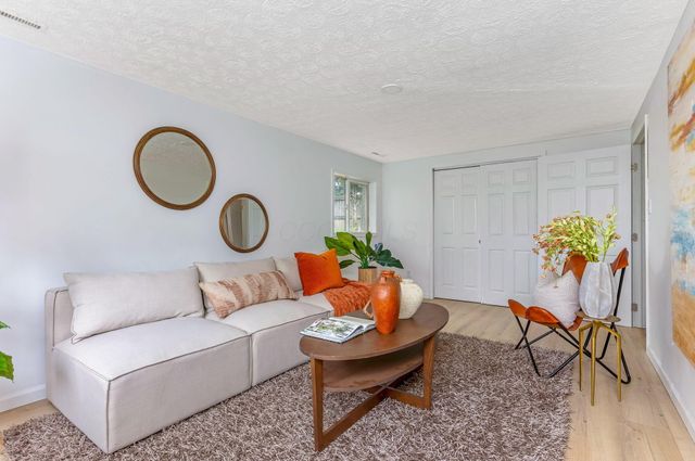 3747 Christie Road W, Columbus, OH 43207