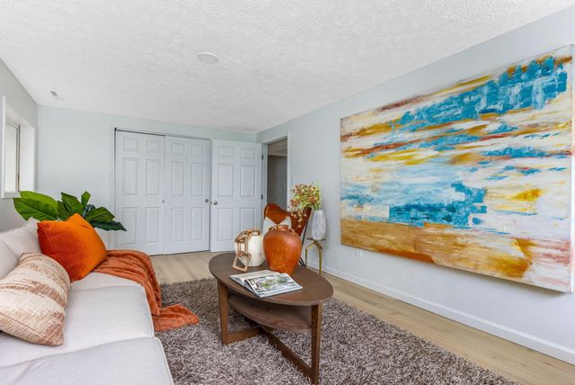 3747 Christie Road W, Columbus, OH 43207