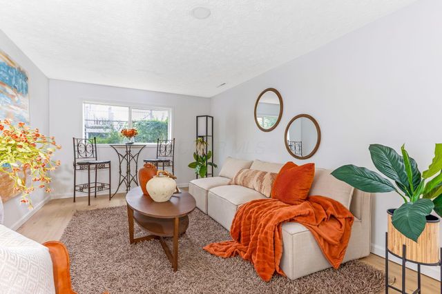 3747 Christie Road W, Columbus, OH 43207