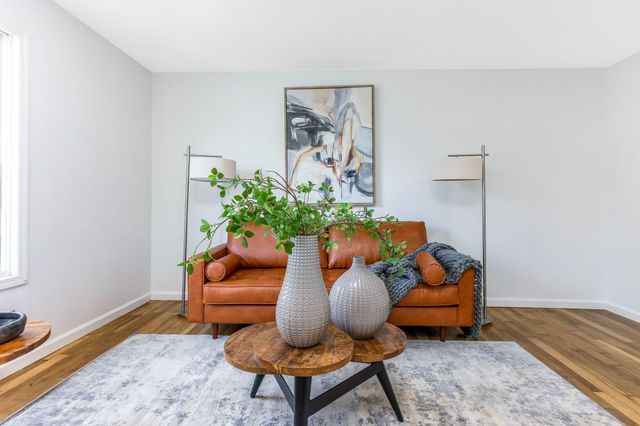 3747 Christie Road W, Columbus, OH 43207