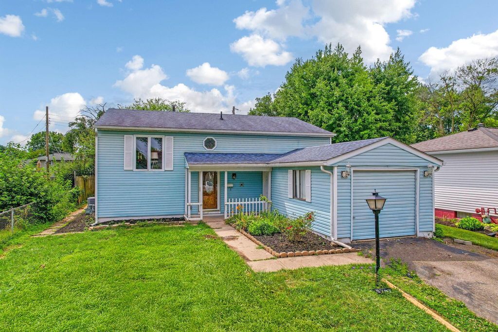 3747 Christie Road W, Columbus, OH 43207