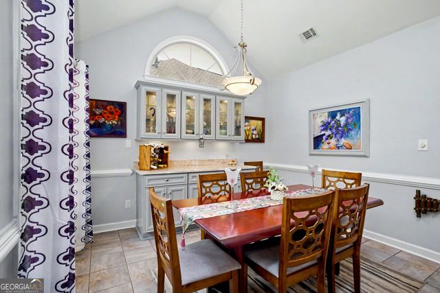 255 Fairway Court, Newnan, GA 30265