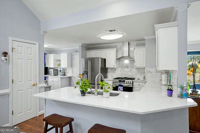 255 Fairway Court, Newnan, GA 30265