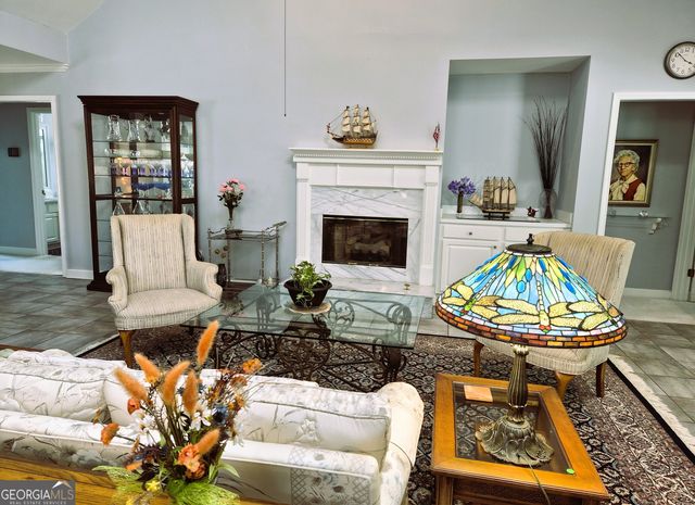 255 Fairway Court, Newnan, GA 30265