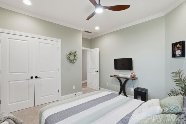 6256 Raven Rock Drive, Denver, NC 28037