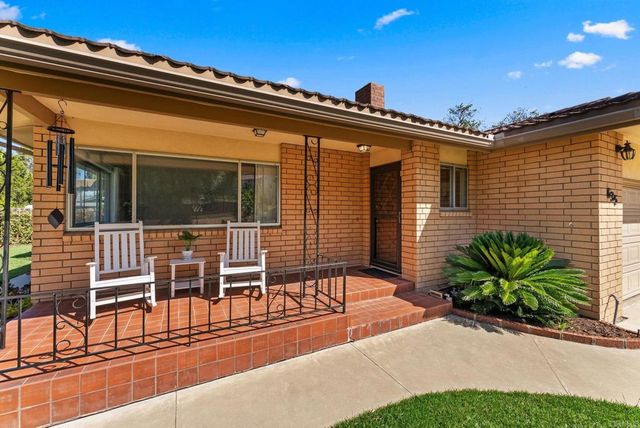 635 Pine Tree Lane, Vista, CA 92081