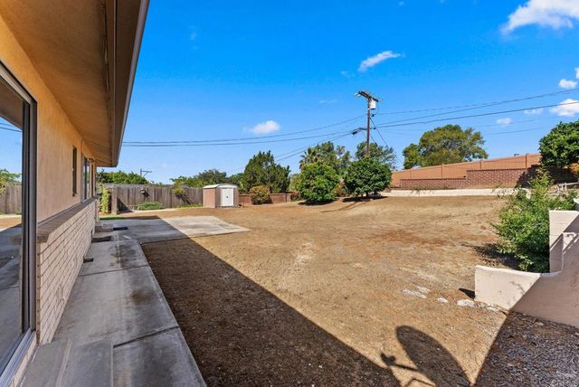 635 Pine Tree Lane, Vista, CA 92081