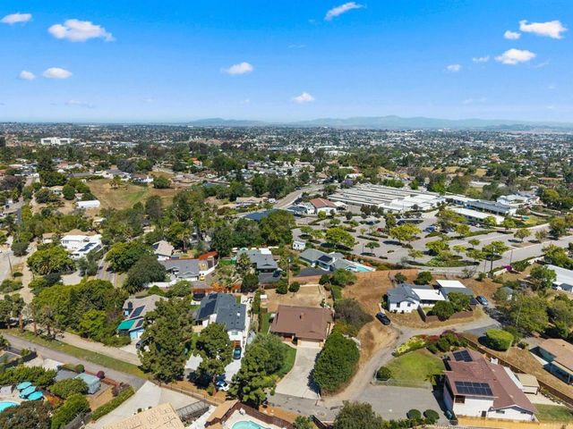 635 Pine Tree Lane, Vista, CA 92081