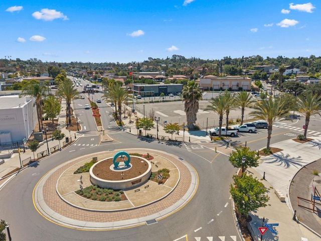 635 Pine Tree Lane, Vista, CA 92081