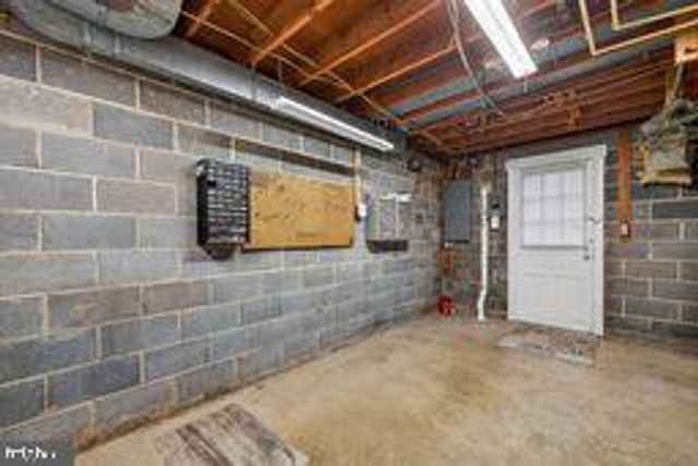 17504 REDLAND RD, Derwood, MD 20855