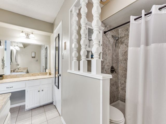 1608 Mayflower Drive, Carrollton, TX 75007