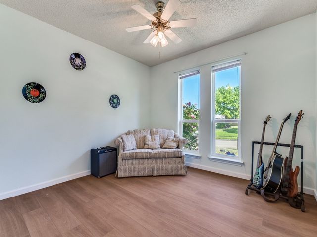 1608 Mayflower Drive, Carrollton, TX 75007