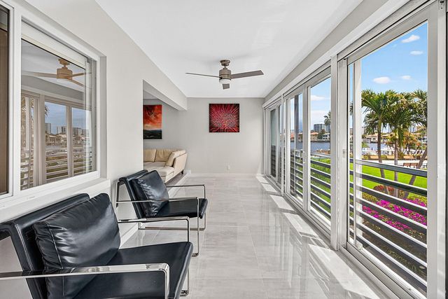 3351 Spanish Trail 212, Delray Beach, FL 33483