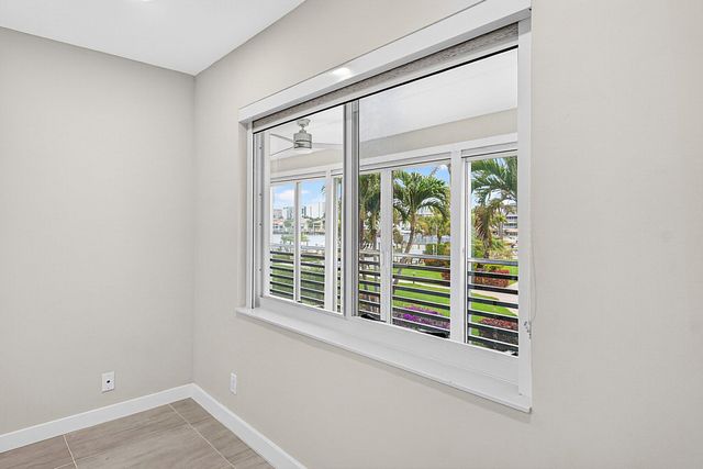 3351 Spanish Trail 212, Delray Beach, FL 33483