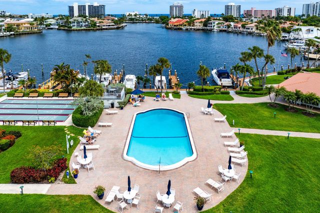 3351 Spanish Trail 212, Delray Beach, FL 33483