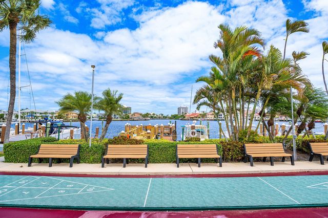 3351 Spanish Trail 212, Delray Beach, FL 33483