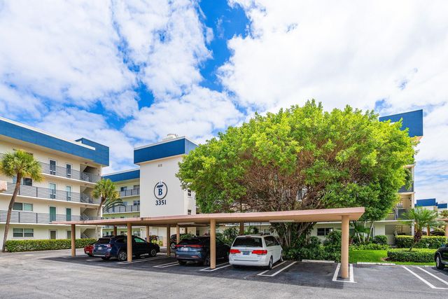 3351 Spanish Trail 212, Delray Beach, FL 33483