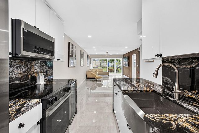 3351 Spanish Trail 212, Delray Beach, FL 33483