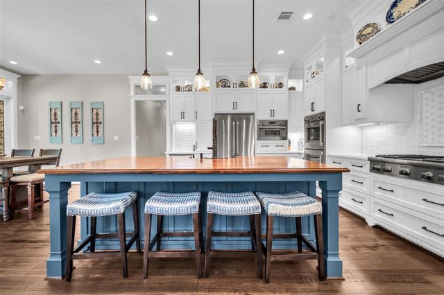 7334 Magnolia Hollow Dr Drive, Montgomery, TX 77316