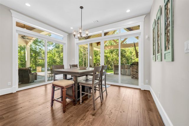 7334 Magnolia Hollow Dr Drive, Montgomery, TX 77316