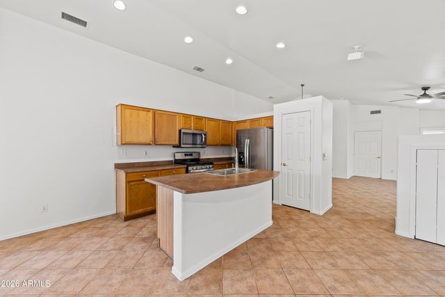 17534 W COYOTE TRAIL Drive, Goodyear, AZ 85338