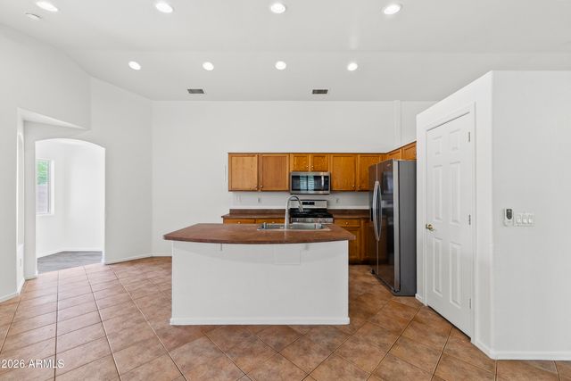 17534 W COYOTE TRAIL Drive, Goodyear, AZ 85338