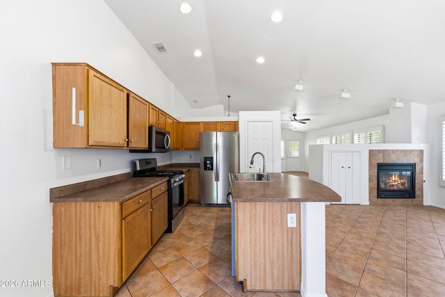 17534 W COYOTE TRAIL Drive, Goodyear, AZ 85338