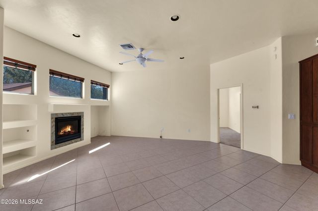 1230 N Golden Palomino Place, Tucson, AZ 85715