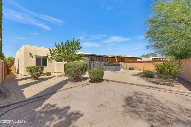 1230 N Golden Palomino Place, Tucson, AZ 85715