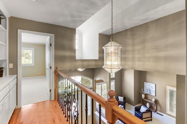 361 Canyon Falls Dr, Folsom, CA 95630
