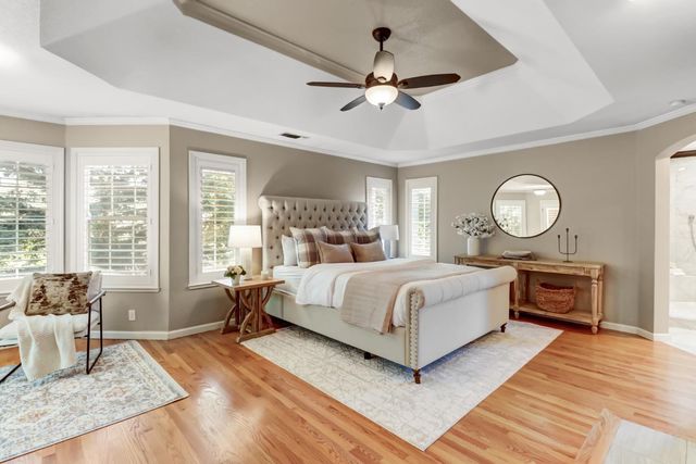 361 Canyon Falls Dr, Folsom, CA 95630
