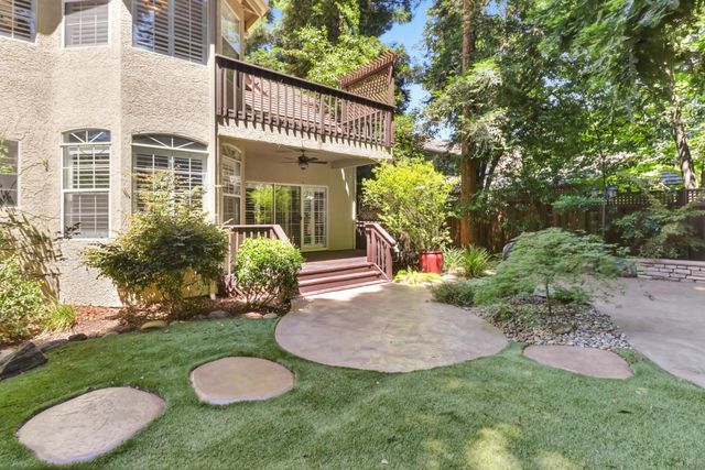 361 Canyon Falls Dr, Folsom, CA 95630