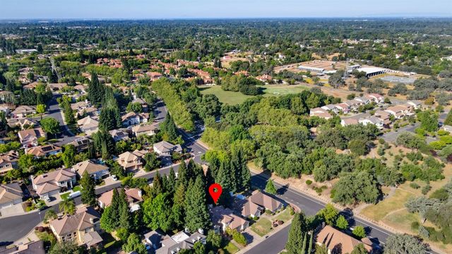 361 Canyon Falls Dr, Folsom, CA 95630