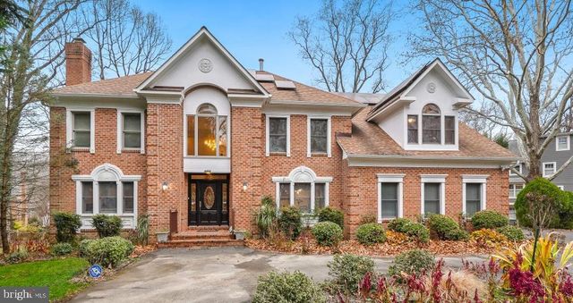 9454 SEVEN LOCKS RD, Bethesda, MD 20817