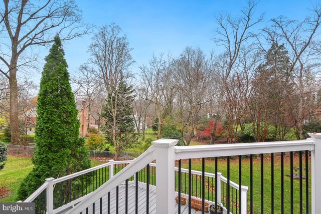 9454 SEVEN LOCKS RD, Bethesda, MD 20817